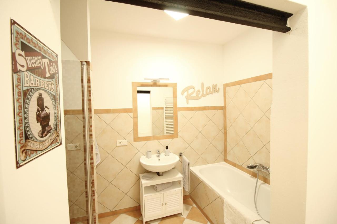 Secret Hideaways Zentrales Newyork-Designapartment Mit 2 Betten Nahe Messe L Flughafen Duisburg Exteriér fotografie